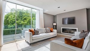 Photo 1- click for photo gallery